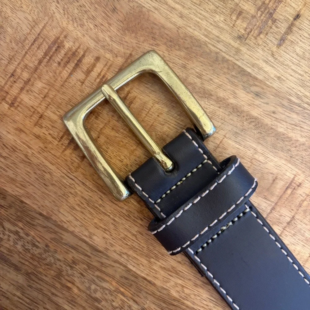 LL Bean Leather Belt Mens M 32 Dark Brown Solid Brass Contrast Stitch Made USA